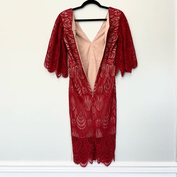 NWOT Dress The Population Mia Angel Sleeve Lace Sheath Midi Dress in Red - Picture 3 of 12
